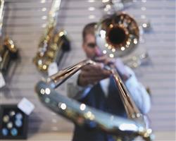 معرفی ساز ترومبون (Trombone) به همراه ویدئوی آموزشی